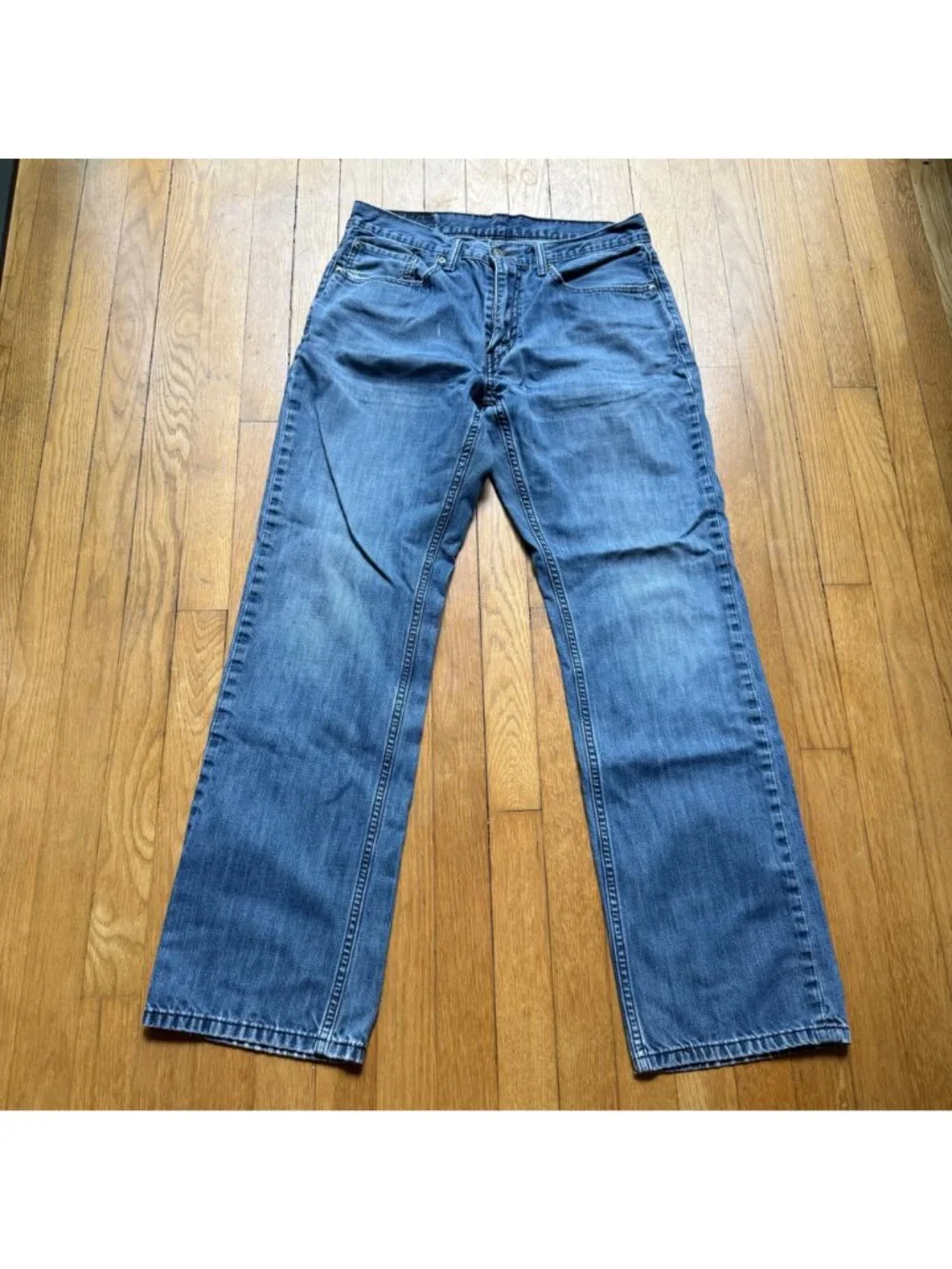 Levi's Mens Size W32 L34 Blue Medium Wash Denim 559 Relaxed Straight Leg Jeans
